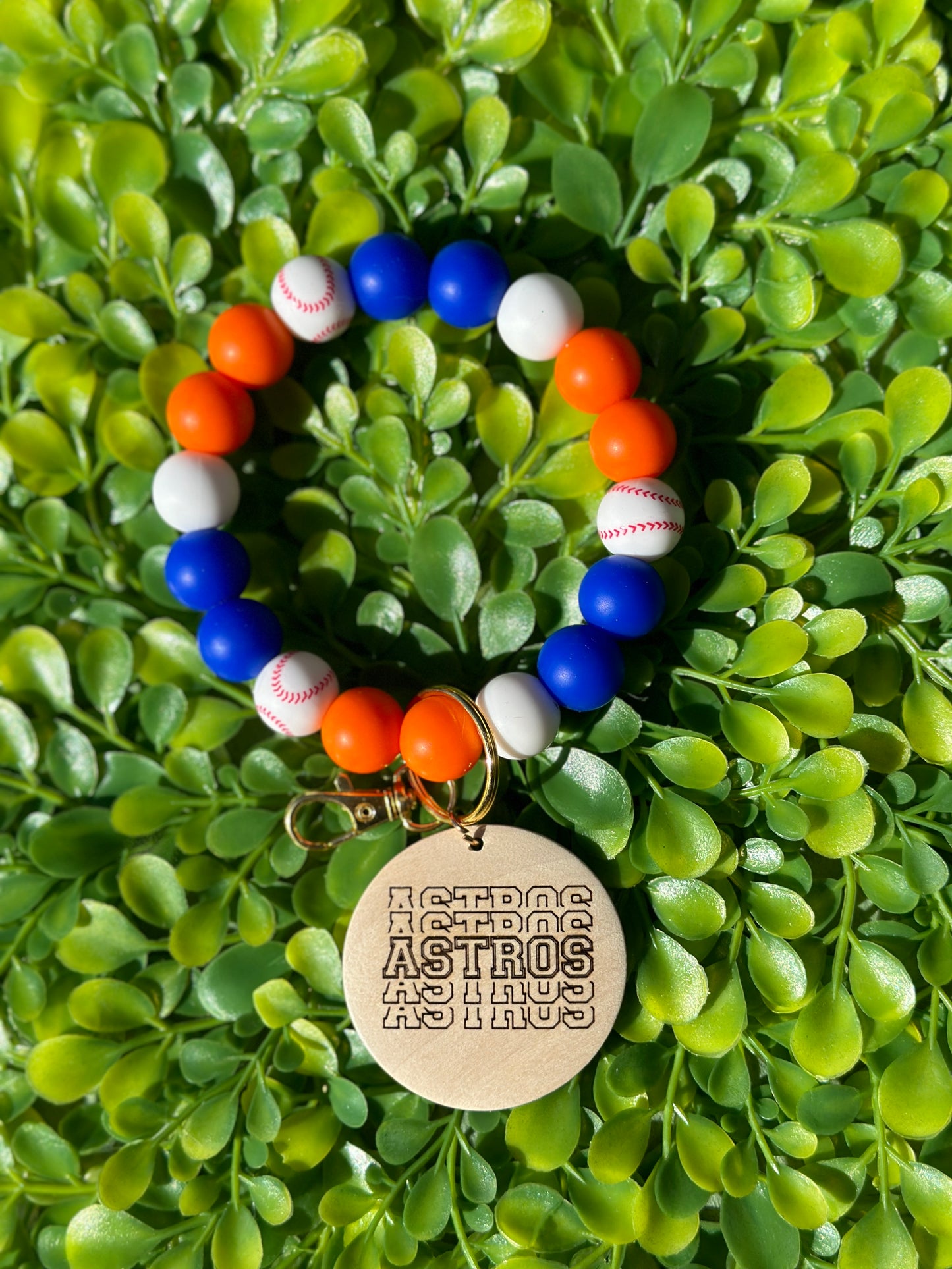 Personalized silicone wristlet