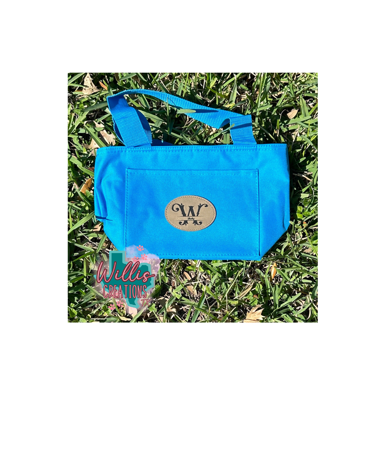 Lunch bag with personalized leather patch