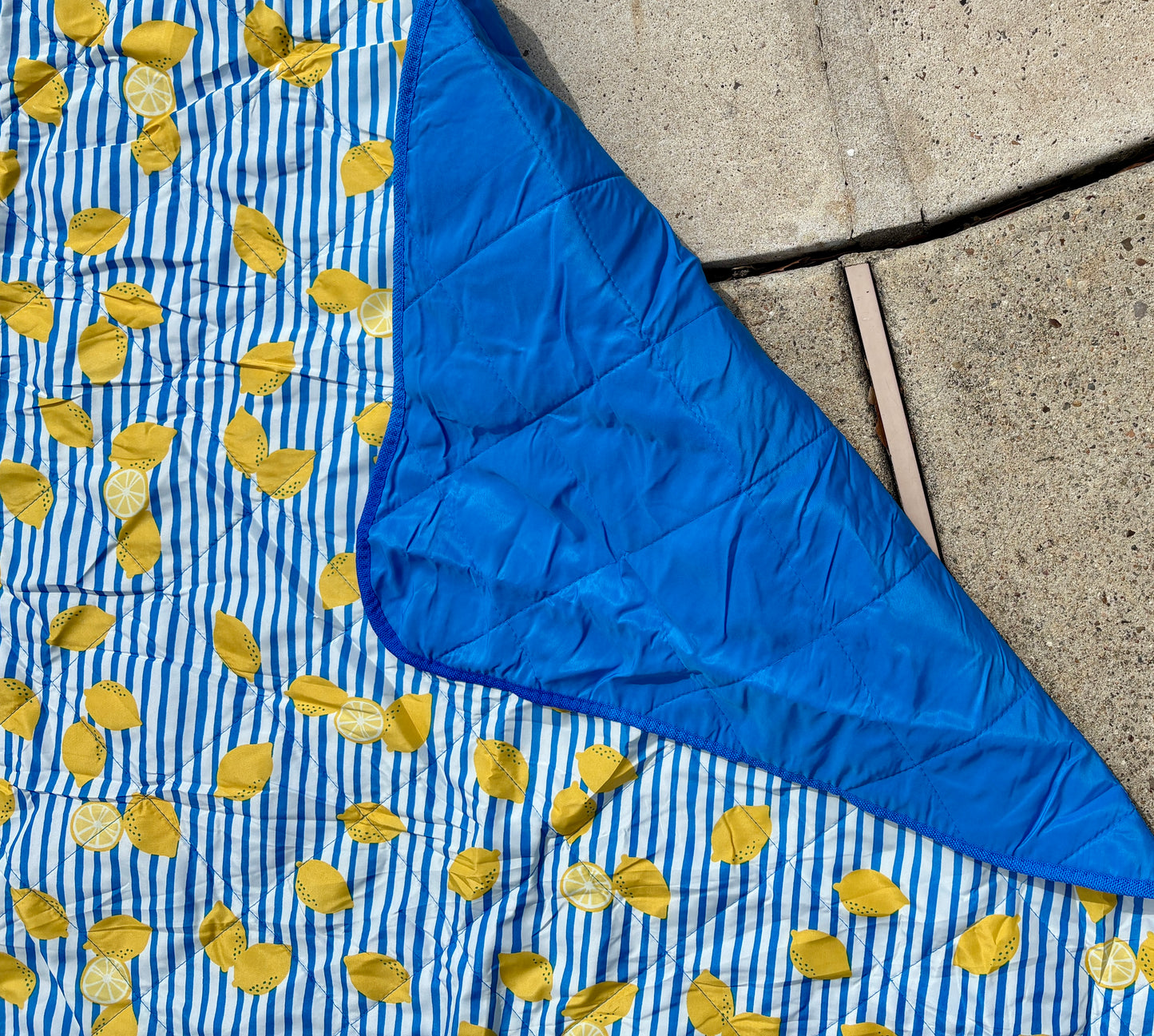 Custom Beach & Picnic Blanket with Carry Handle | Sand & Water Resistant Outdoor Blanket for Travel, Camping & Park Days